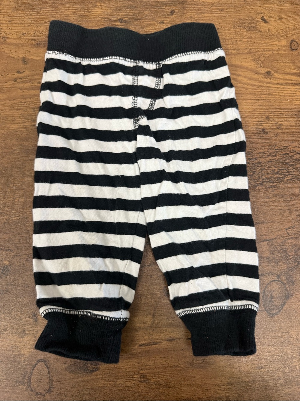 ⭐️5 for $20⭐️ Black & White Striped Baby Pants 6-12M